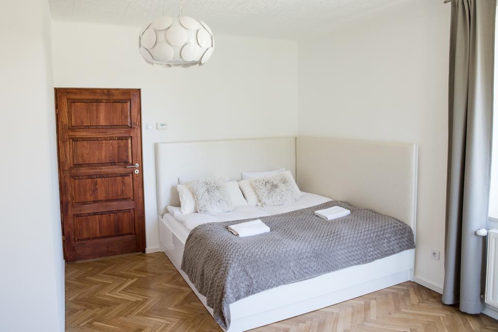Apartment Nearto Old Town Na Ustroniu Street Cracovia Exterior foto